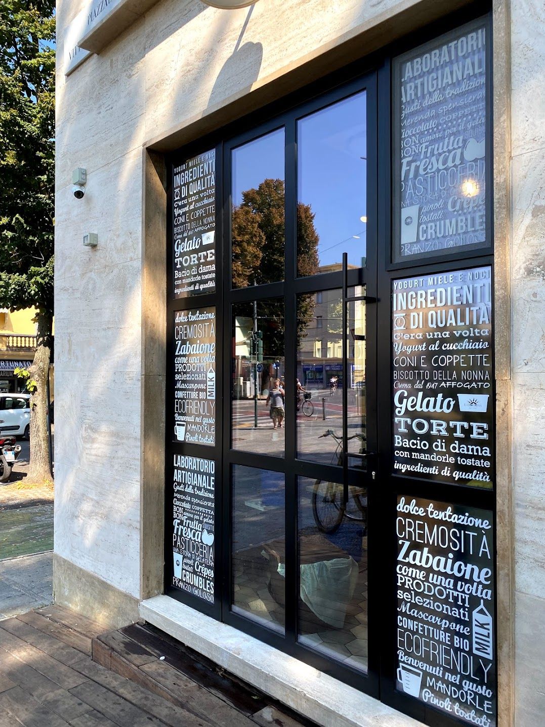 Pellicole per vetri e vetrofanie